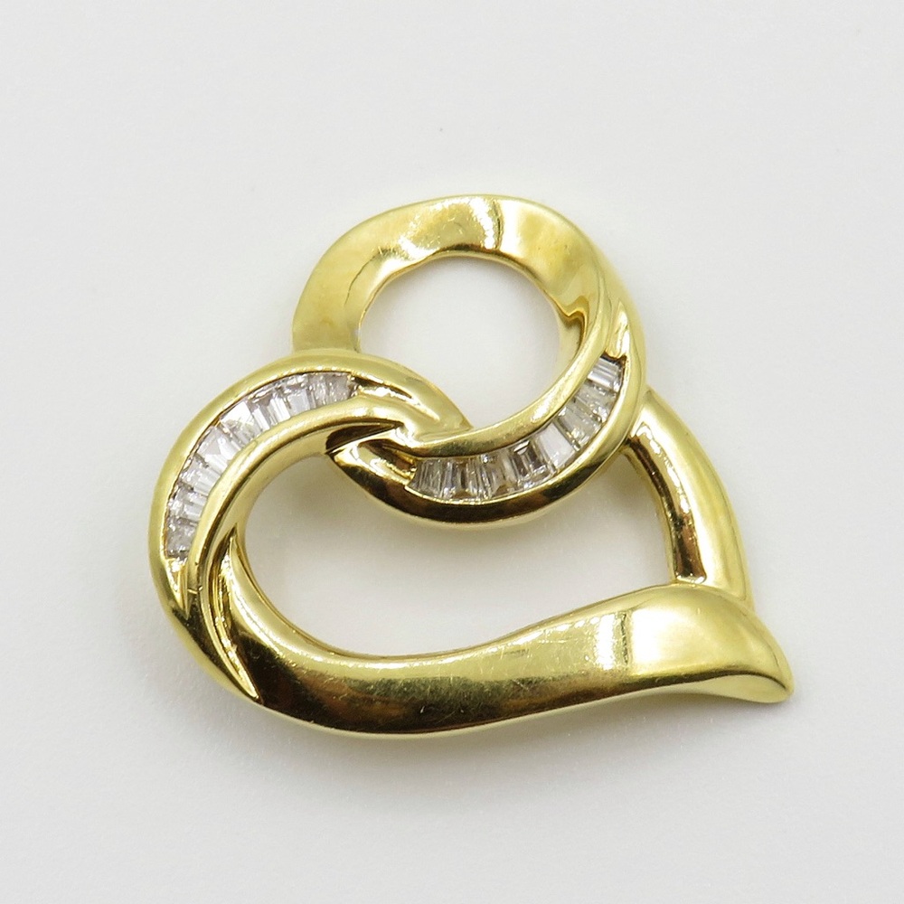 750 18k Diamond Heart Pendant 2.58g